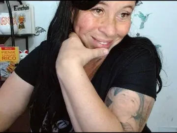 LauraWallets  live sex cam