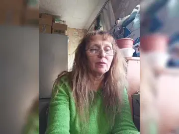 Sonya48  live sex cam