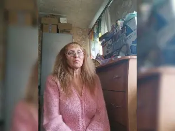 Sonya48  live sex cam