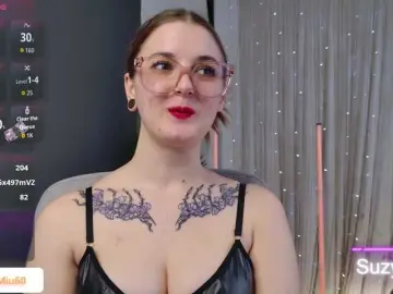 SuzyMiu  live sex cam