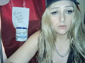 Cutiekayls  live sex cam
