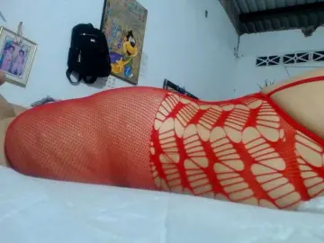 Maturehornykinky  live sex cam