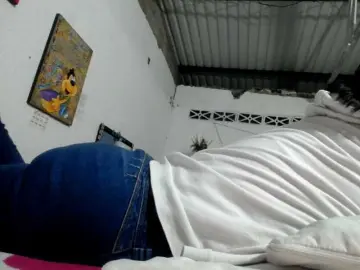 Maturehornykinky  live sex cam