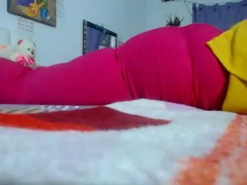 Maturehornykinky  live sex cam