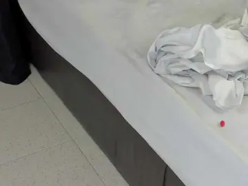 Tatianasquirthot  live sex cam