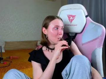 Adelina-Cowell  live sex cam