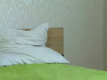Adelina-Cowell  live sex cam