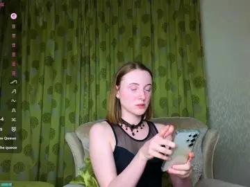 Adelina-Cowell  live sex cam