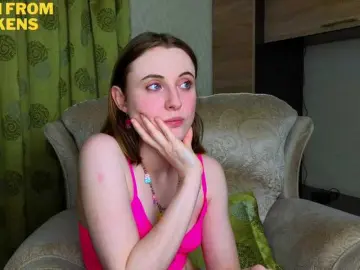 Adelina-Cowell  live sex cam