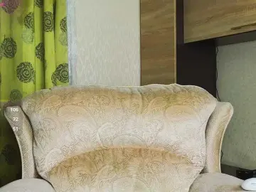 Adelina-Cowell  live sex cam
