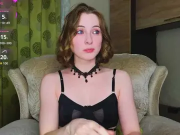 Adelina-Cowell  live sex cam