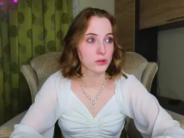 Adelina-Cowell  live sex cam