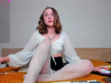 Adelina-Cowell  live sex cam