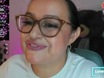 Gianahomi  live sex cam
