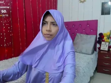 HalimaKhemu  live sex cam