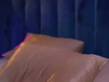 KimNaty  live sex cam