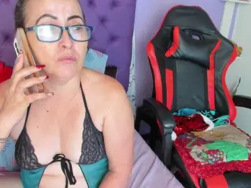 MargothClain  live sex cam