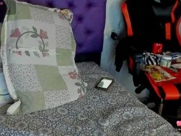 MargothClain  live sex cam