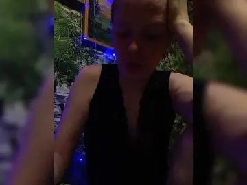 Marina1997-a  live sex cam