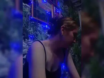 Marina1997-a  live sex cam