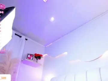 Melanieklaus  live sex cam