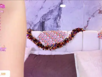 Melanieklaus  live sex cam