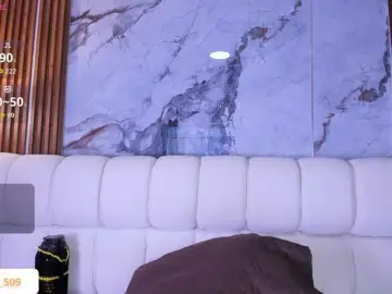 Melanieklaus  live sex cam