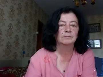 Krisshurdlove  live sex cam