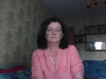 Krisshurdlove  live sex cam