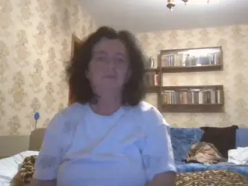 Krisshurdlove  live sex cam