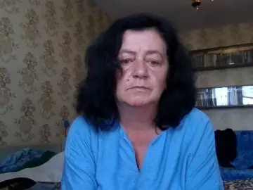Krisshurdlove  live sex cam