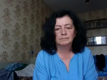 Krisshurdlove  live sex cam