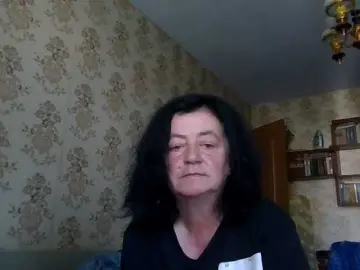 Krisshurdlove  live sex cam