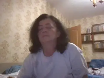 Krisshurdlove  live sex cam
