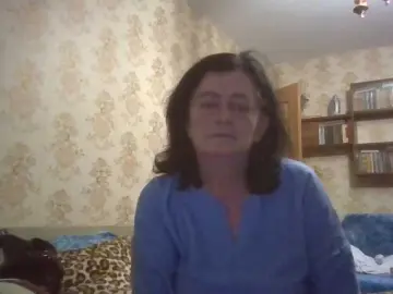 Krisshurdlove  live sex cam
