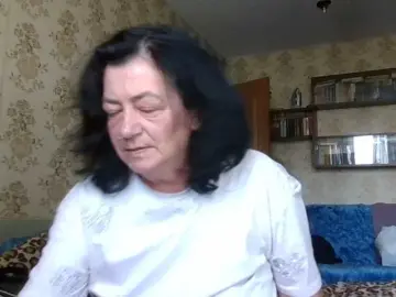 Krisshurdlove  live sex cam
