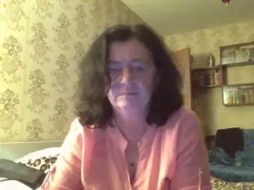 Krisshurdlove  live sex cam