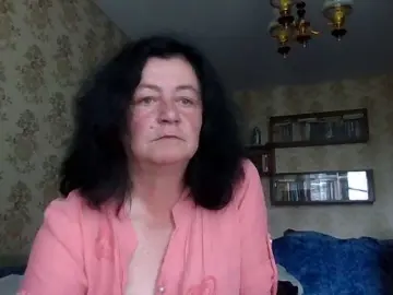 Krisshurdlove  live sex cam