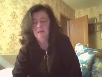 Krisshurdlove  live sex cam