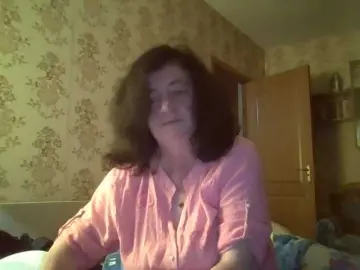 Krisshurdlove  live sex cam