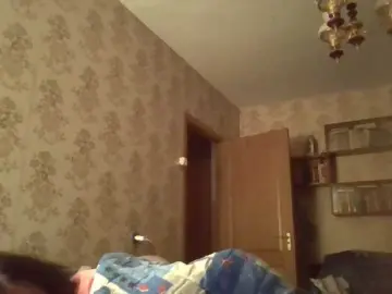 Krisshurdlove  live sex cam