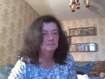 Krisshurdlove  live sex cam