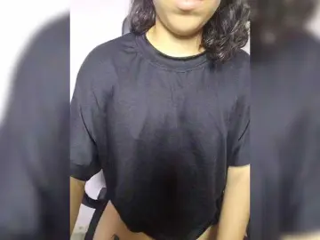 Skinny333  live sex cam