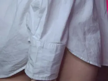 AnyaLobb  live sex cam