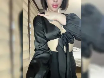 BabyDarii  live sex cam