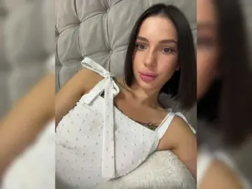 BabyDarii  live sex cam