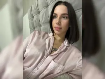 BabyDarii  live sex cam