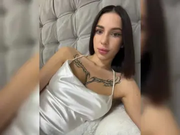 BabyDarii  live sex cam