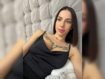BabyDarii  live sex cam
