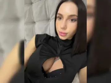 BabyDarii  live sex cam